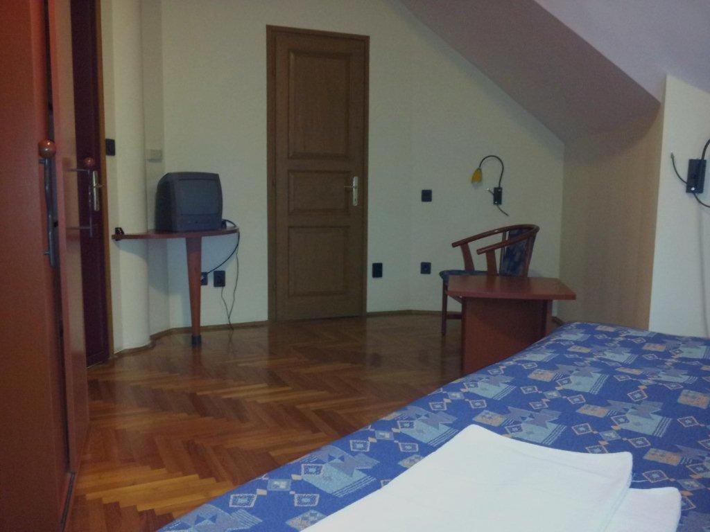 Fenyves Hotel בקשצ'אבה מראה חיצוני תמונה
