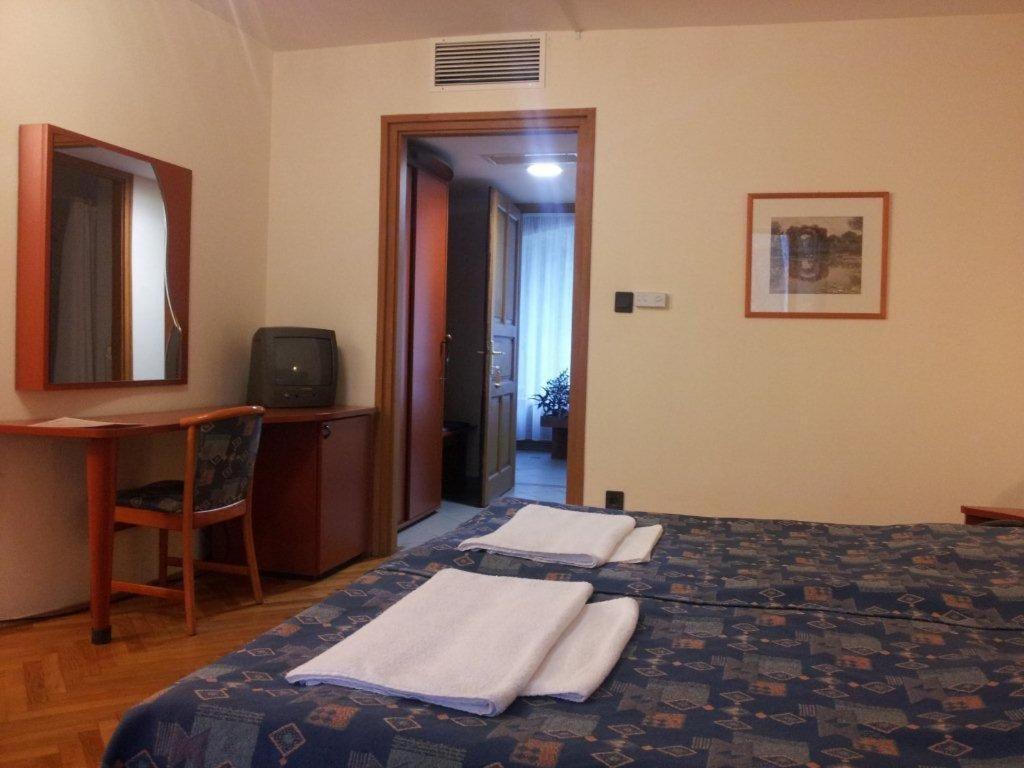 Fenyves Hotel בקשצ'אבה מראה חיצוני תמונה
